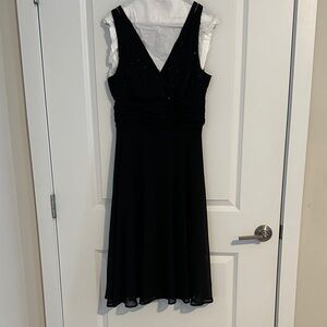 Elegant Black Sleeveless Dress